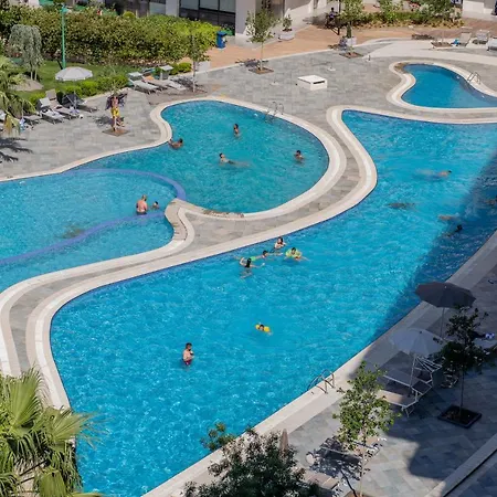 Hotel Rafaelo Comfort & Family 4*